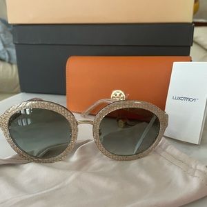 NWT Tory Burch Round Papaya Sunglasses TY7128